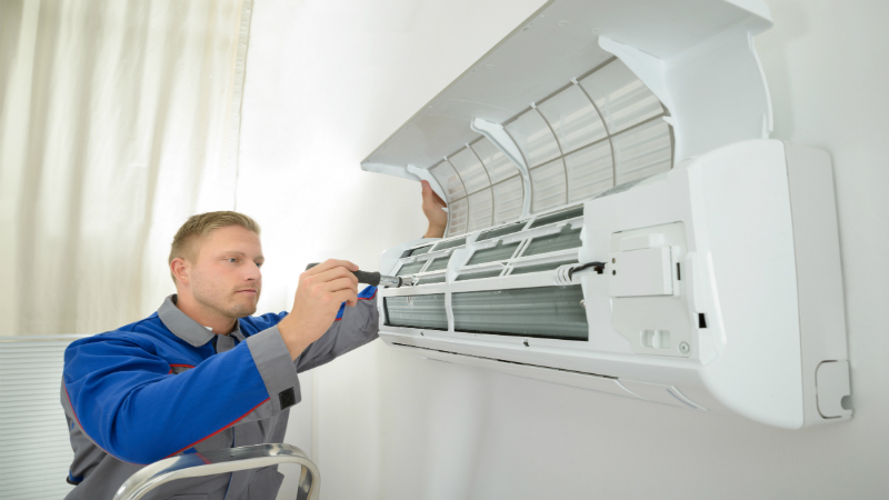 Take Advantage of AC Repair Services in Chicago, Il Before the Hot Weather Arrives